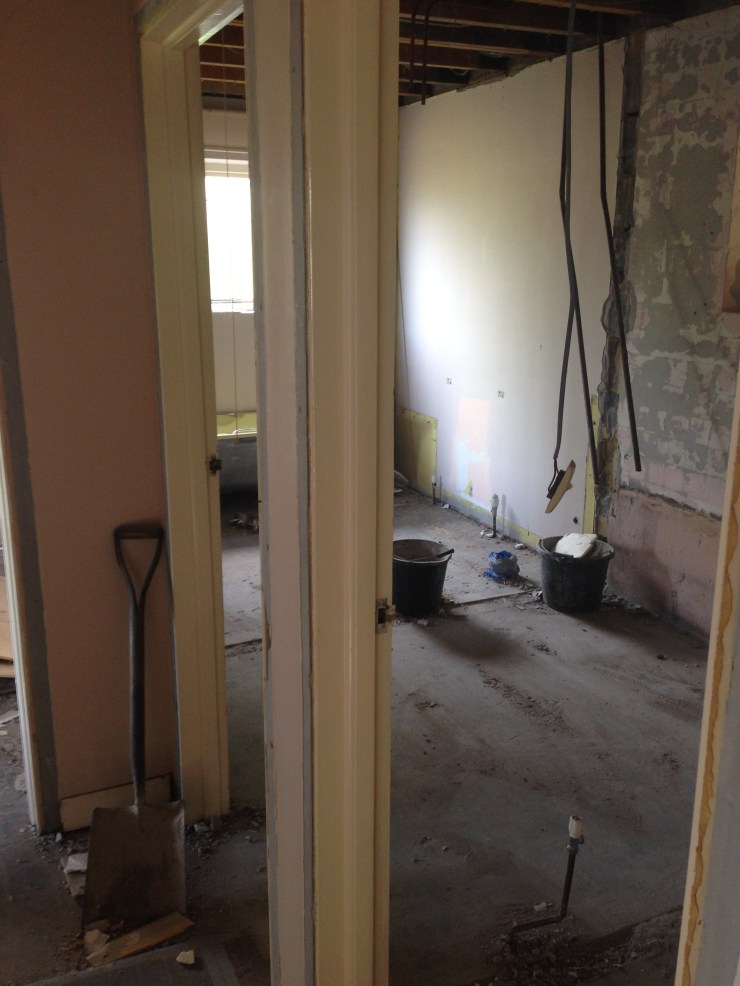 20140626a NoBathroomWalls