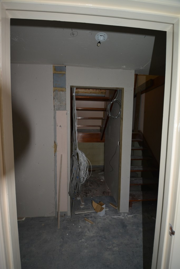 20140823 Comms and plant room