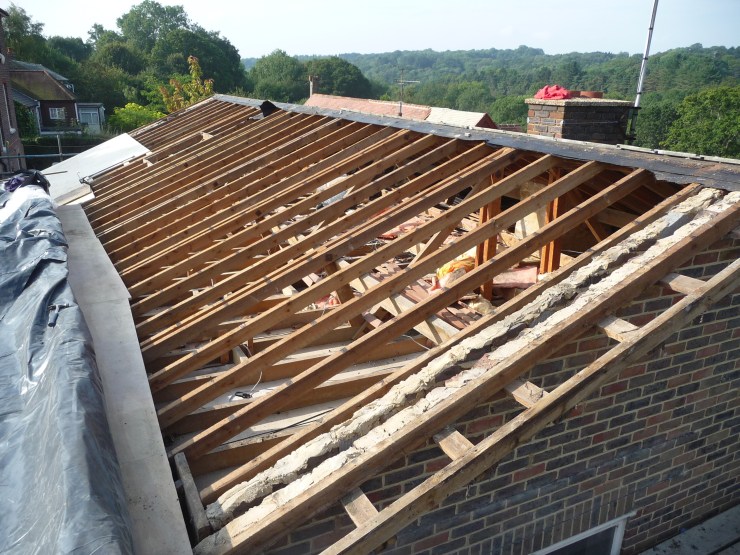 20140909 EastRoofUncoveredSouth